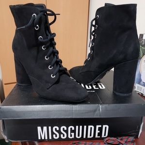 Missguided Black Lace-Up Ankle Boots Sz 9
